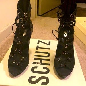 Shultz open toe tie up suede heel gorgeous